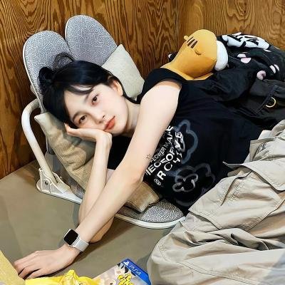 护士娜丽封面